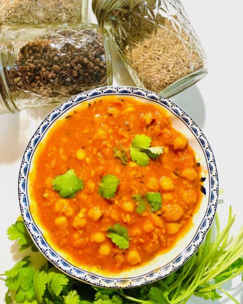 Halwa puri k chaney or chole